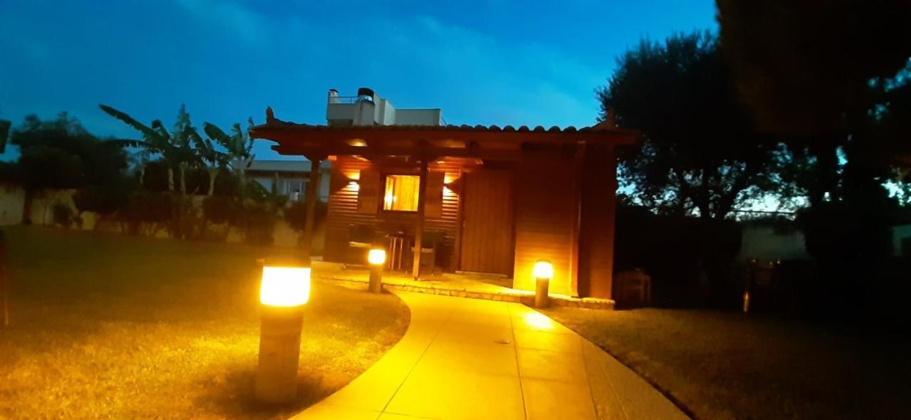 Aliki Guest House Aigio Exteriör bild